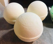 Load image into Gallery viewer, Bath Bombs